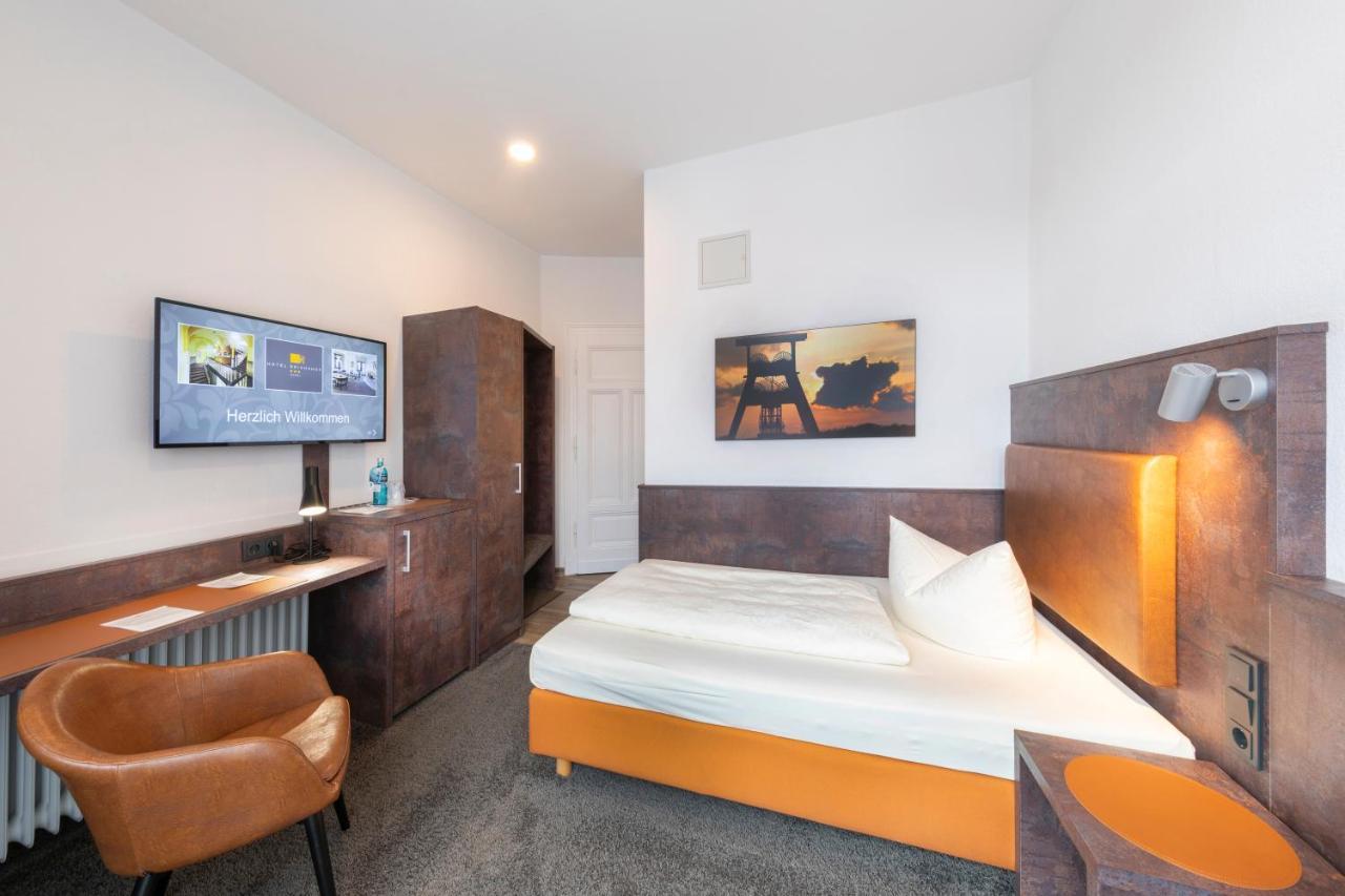 Hotel Reichshof Garni Шверте Екстер'єр фото