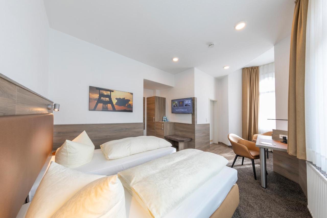 Hotel Reichshof Garni Шверте Екстер'єр фото